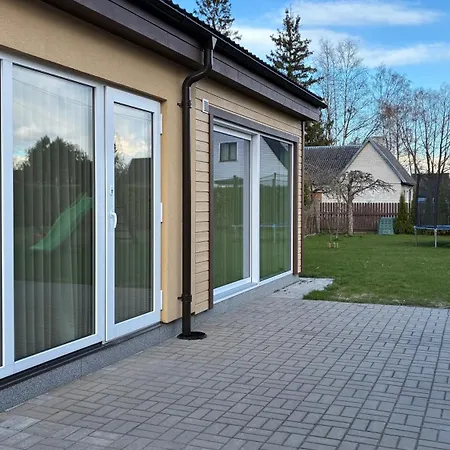 Hoovimaja * Pärnu